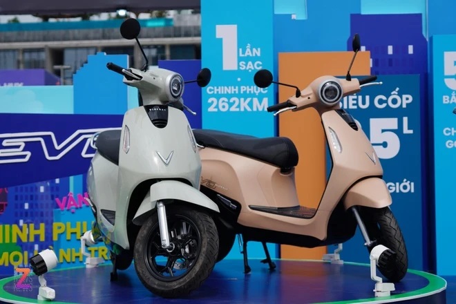 VinFast Khai Phá Tương Lai Di Chuyển Xanh: Lập Kỷ Lục 150.000 Trạm Đổi Pin, Bức Tốc Thị Trường Xe Máy Điện