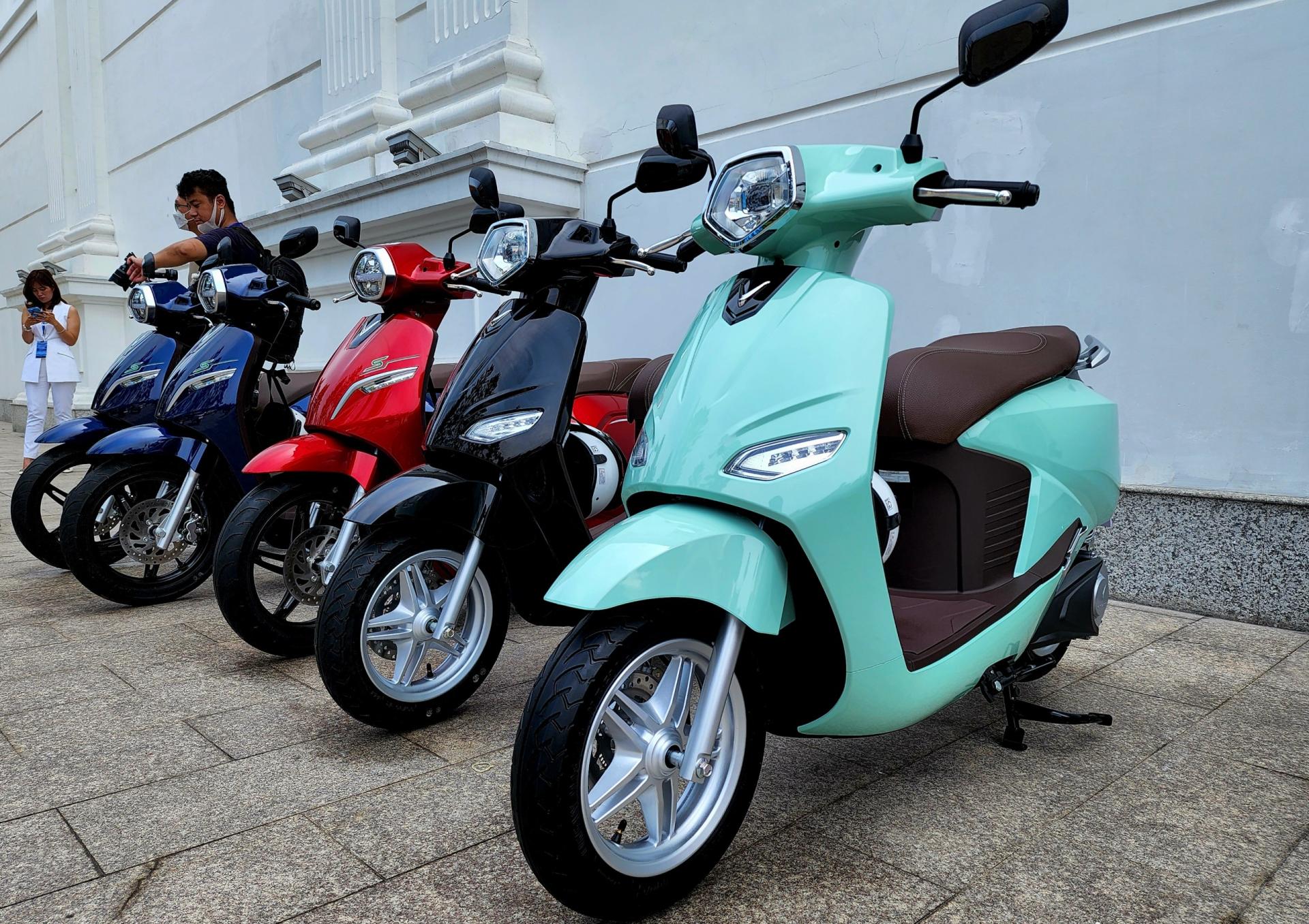 VinFast Khai Phá Tương Lai Di Chuyển Xanh: Lập Kỷ Lục 150.000 Trạm Đổi Pin, Bức Tốc Thị Trường Xe Máy Điện