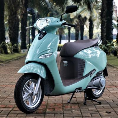 VINFAST VENTO S RA MẮT VỚI GIÁ 56 TRIỆU ĐỒNG, ĐI 160 KM/LẦN SẠC