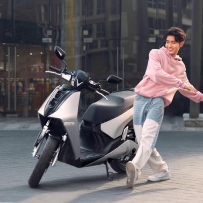 Chọn mua xe điện tay ga cho nam và những điều cần biết